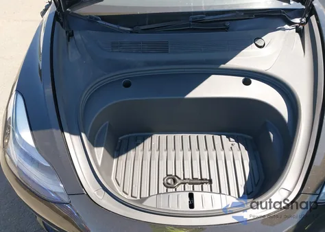 2023 Tesla Model 3 Rear-Wheel Drive из США, поврежденный, VIN 5YJ3E1EAXPF675985